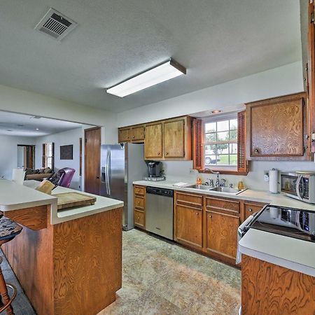 Lakefront Livingston Home With Dock, 1 Mi To Launch! Exterior photo